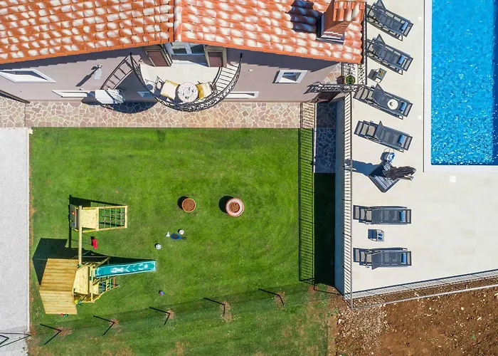 Villa Rosewood Šumber