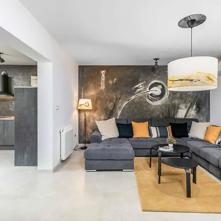 Rosewood Villa Šumber